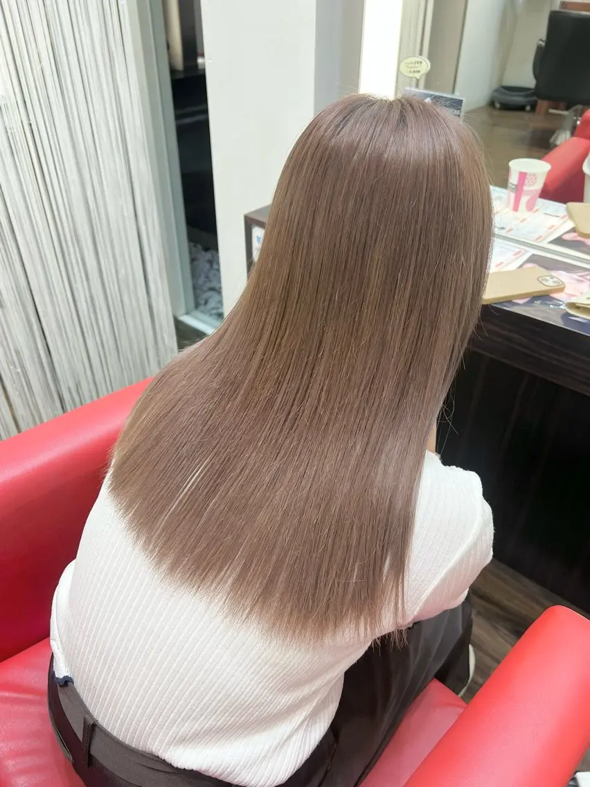ロング カラー ベージュカラー ブリーチ ケアブリーチ 透明感カラー ハイトーンカラー カット 縮毛矯正 名古屋美容院 / keinaのヘアスタイル