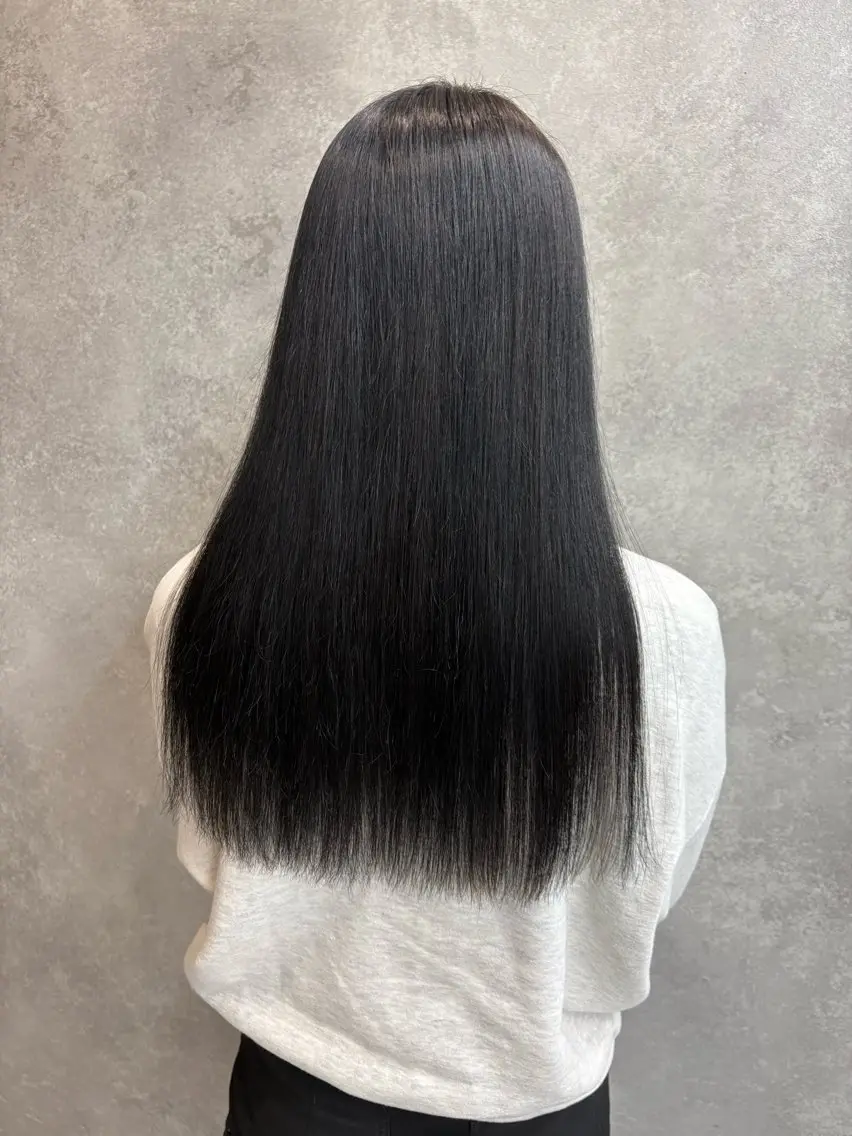 【期間限定価格】ミディアム ロング   レディースカット(シャンプーブロー込み)の写真