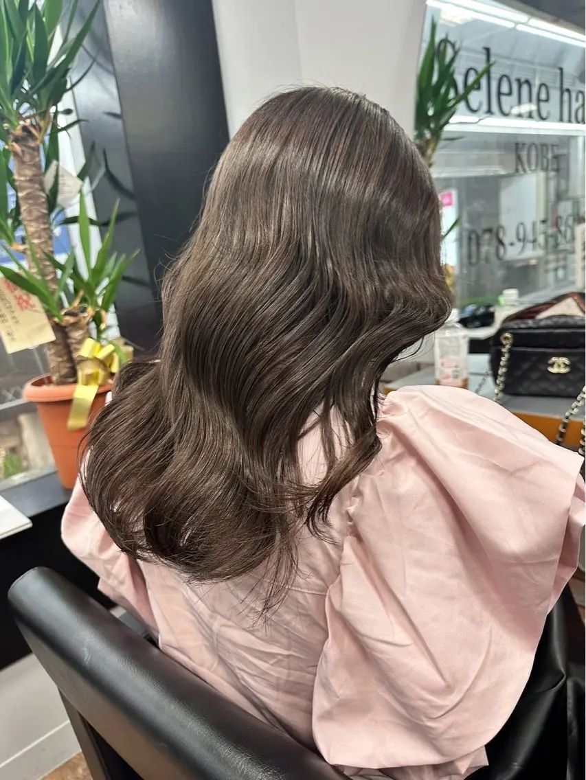 ロング rin 透明感/艶髪のヘアスタイル