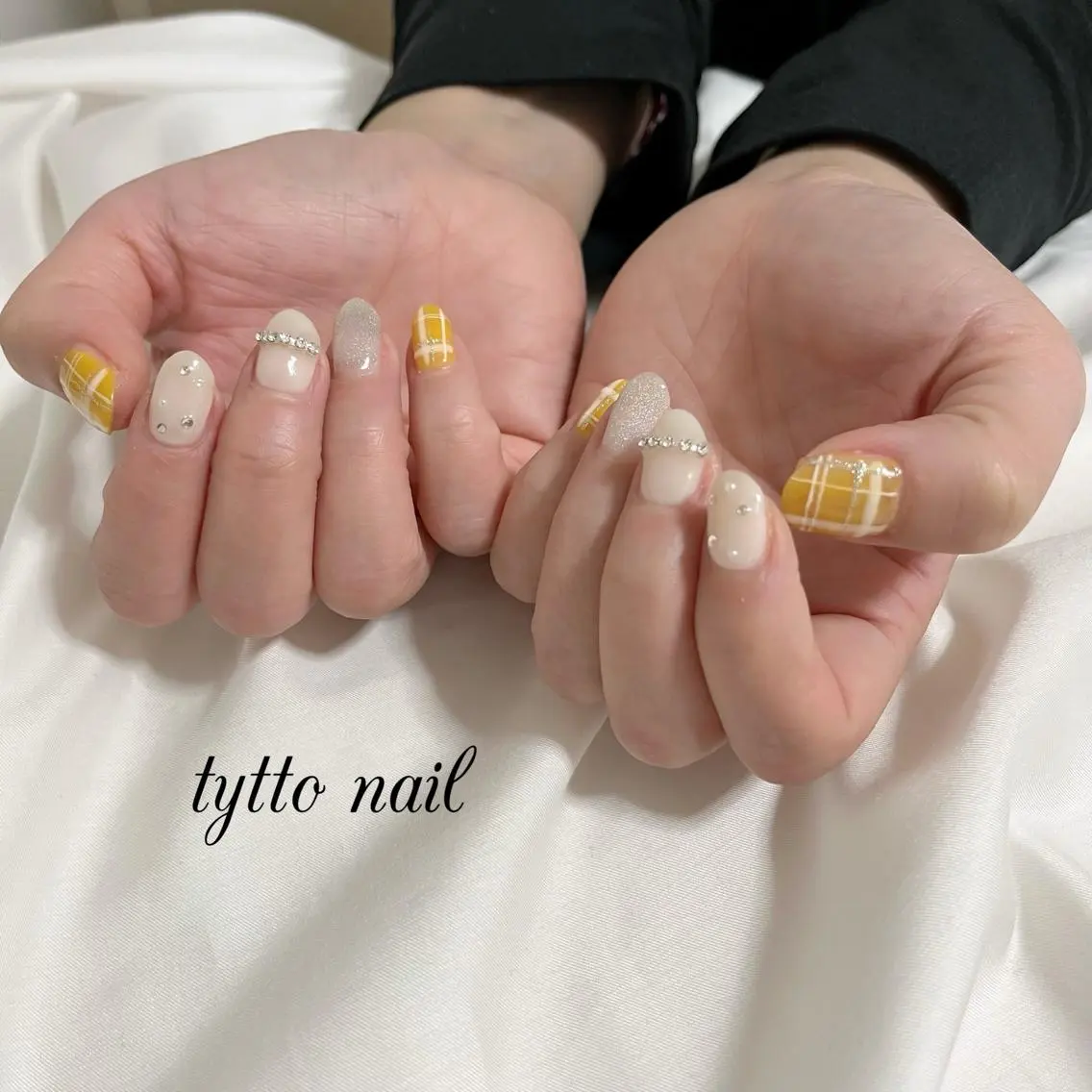 ネイル オーロラネイル キラキラネイル 韓国ネイル マグネットネイル 春ネイル ハンドネイル tytto nail ❤︎‪‪eri‪‪のネイルデザイン