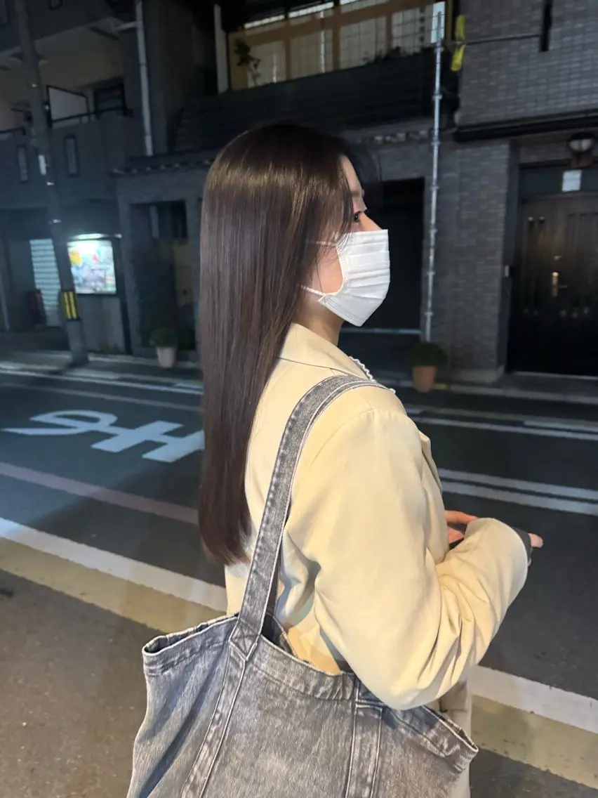 ロング 縮毛矯正 薮 夏帆のヘアスタイル