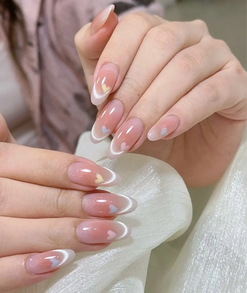初回ソフトジェルオフ無料 自爪🎀マグネットフレンチorチークマグネットフレンチ🧲¥3980の写真