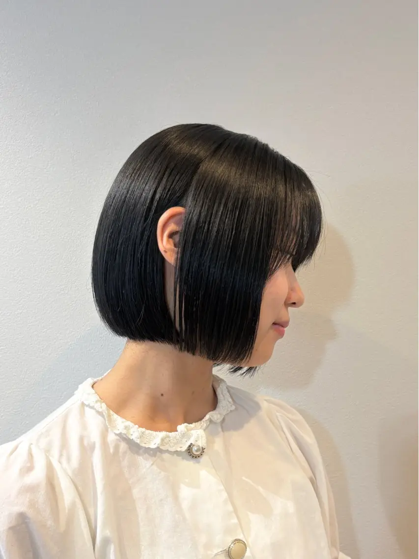 ショート ボブ カット トリートメント ショート/レイヤー/ ボブ/安本和史のヘアスタイル