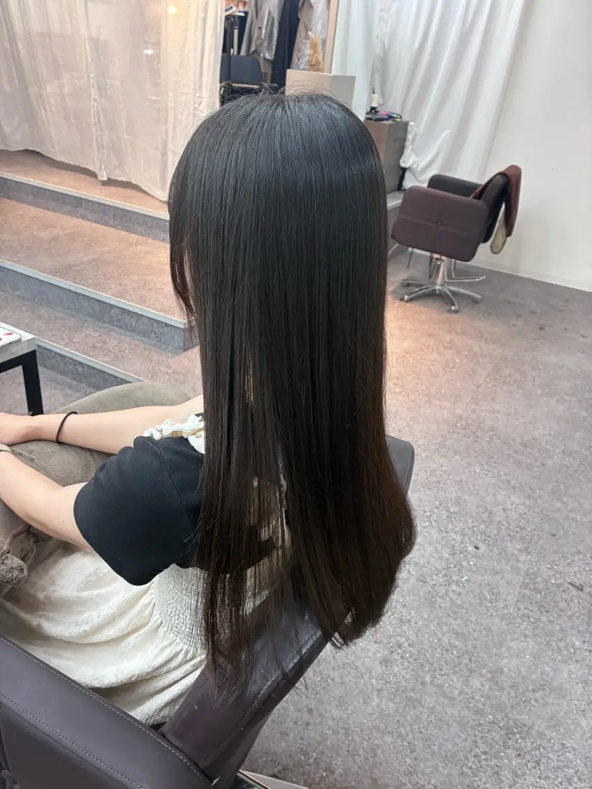 ロング 縮毛矯正 しゅんぴ/新潟駅 /大人グレージュ🐾のヘアスタイル