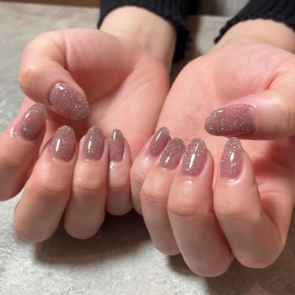 ネイル ラメ(グリッター) ワンカラーネイル ハンドネイル Sun Brown Mireiのネイルデザイン