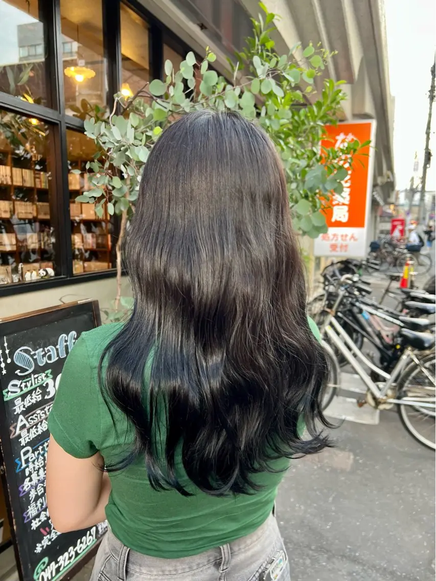 ロング カラー ヘアカラー トリートメント 大武 楓のヘアスタイル