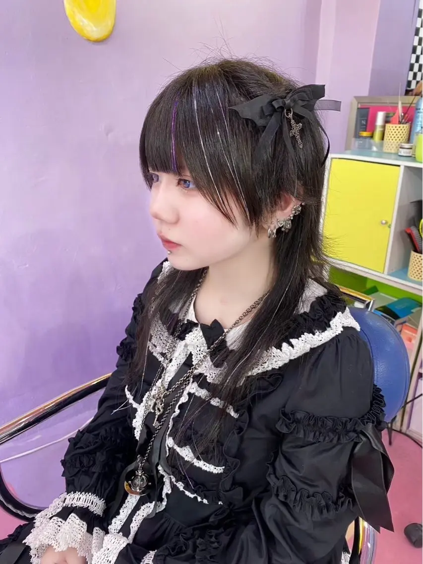 ヘアアレンジ エクステ TOY🐈⬛🎀 派手髪/地雷系のヘアスタイル