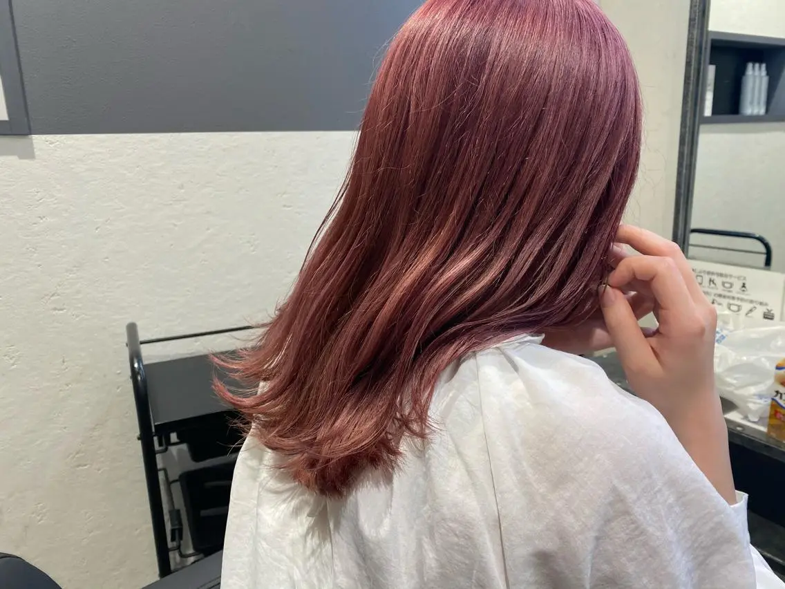 ミディアム カラー ヘアアレンジ ブリーチ カット ヘアカラー トリートメント 竹内啓太 ボブのヘアスタイル