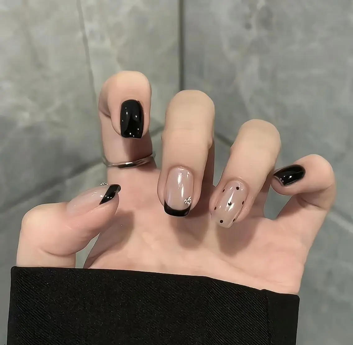 ネイル ハンドネイル 🎀 Ayaka_nailのネイルデザイン