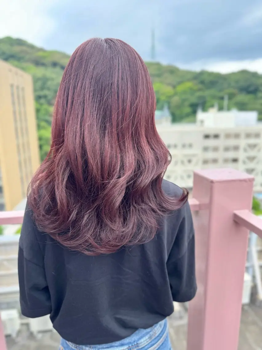 セミロング カラー ピンクカラー カット ヘアカラー トリートメント Viage （ビアージュ）のヘアスタイル