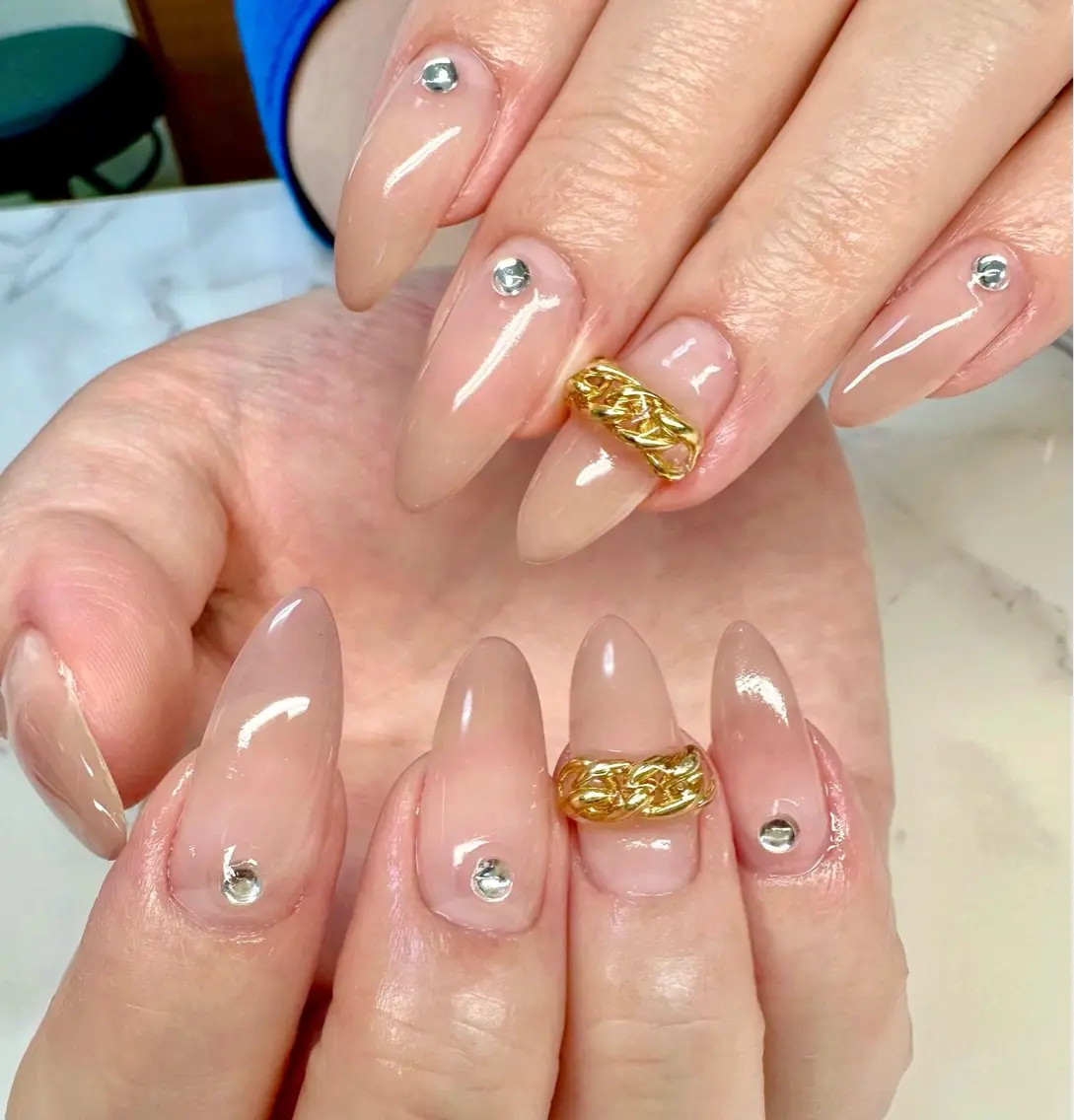 ネイル キラキラネイル マグネットネイル ミラーネイル ニュアンスネイル ワンカラーネイル Mai’s nailのネイルデザイン