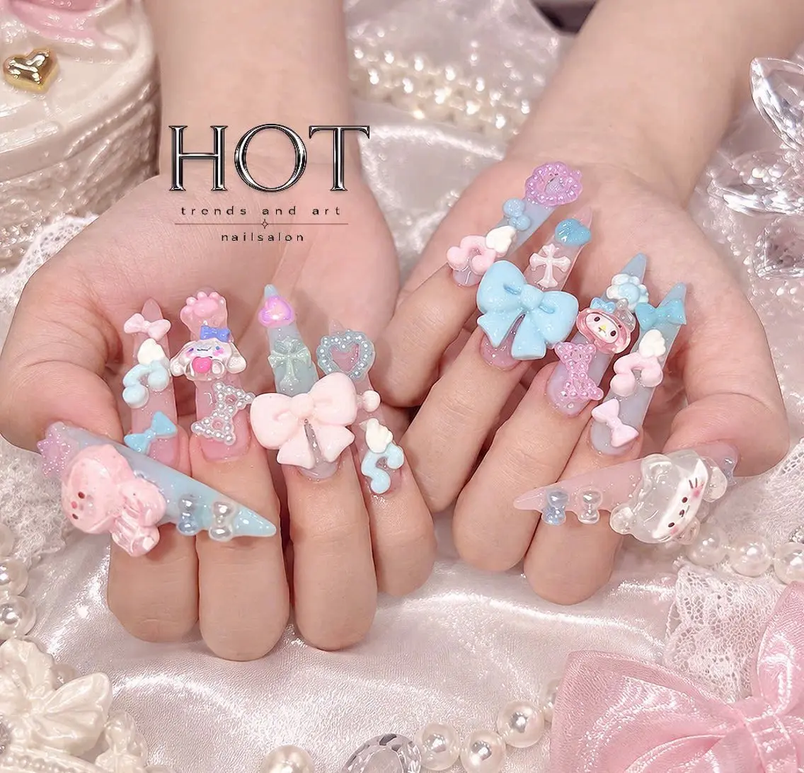 ネイル アートネイル オーロラネイル クリアネイル 長さ出し フレンチネイル ハンドネイル HOT Nail Salonのネイルデザイン