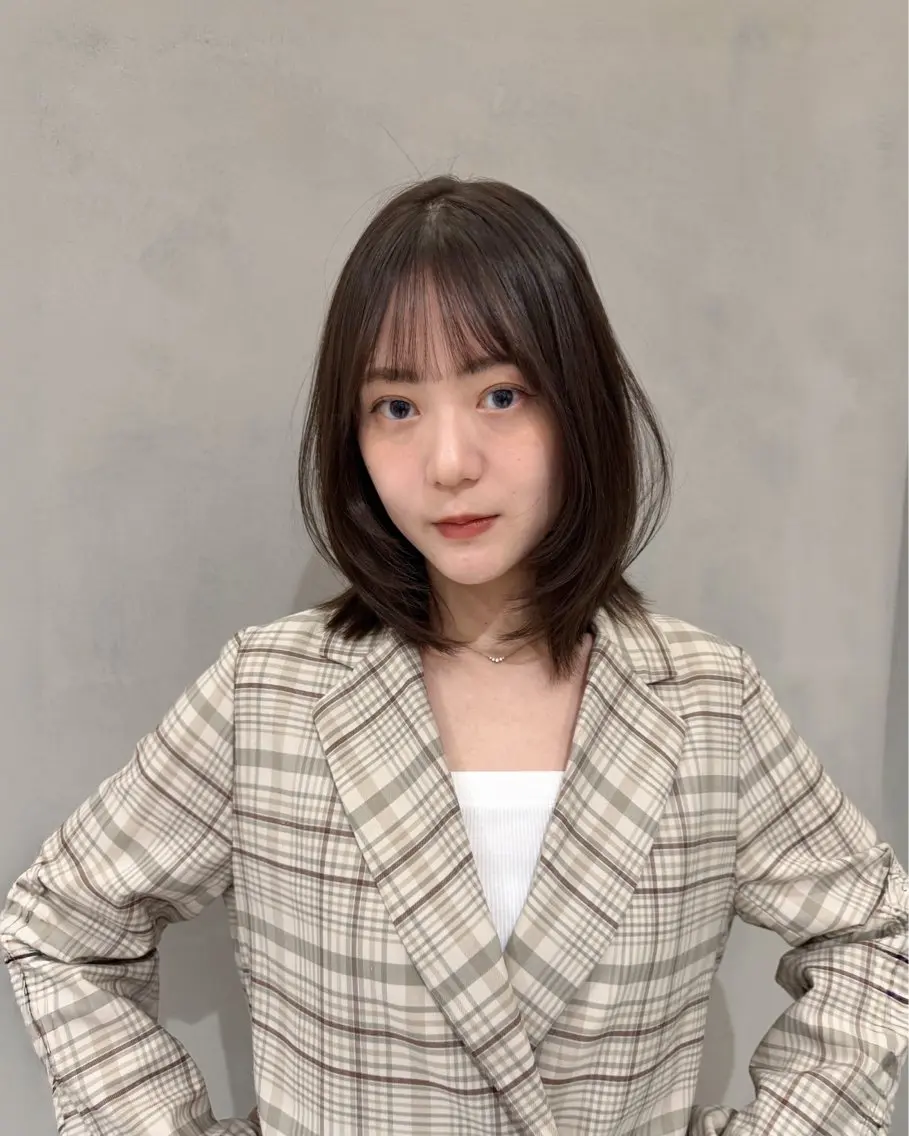 ミディアム レイヤーカット カット ヘアカラー アサカ/透明感カラー /レイヤーカットのヘアスタイル