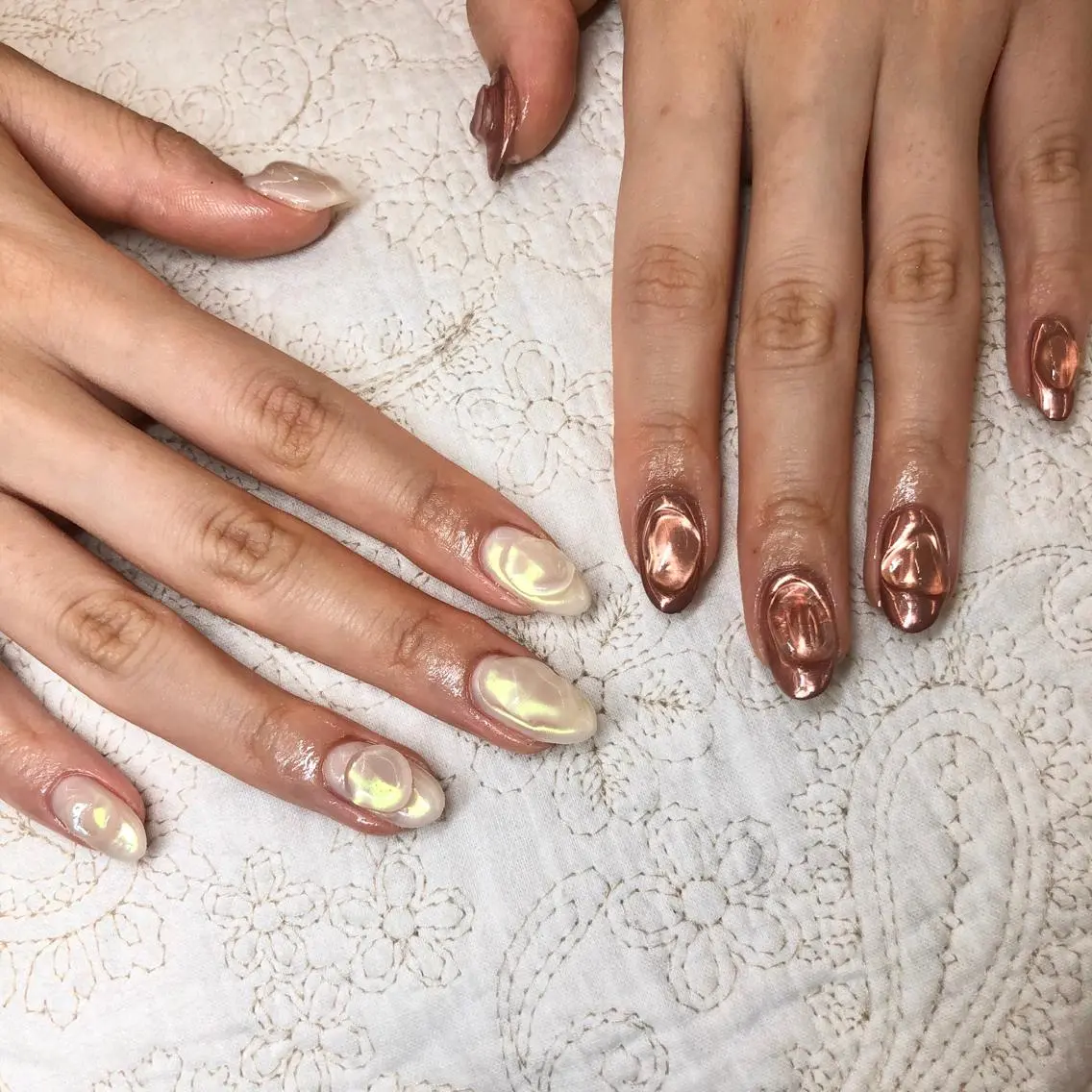 ネイル オーロラネイル ピンク ホワイト 🎀AYAKO 🎀中韓ネイルのネイルデザイン