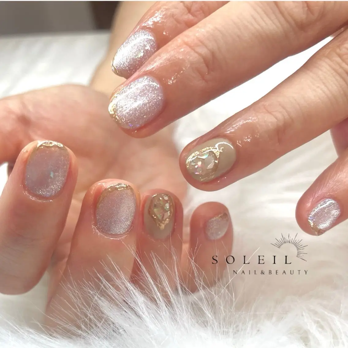 ネイル ゴールド ハンドネイル SOLEILnail &beautyのエステ・リラクイメージ