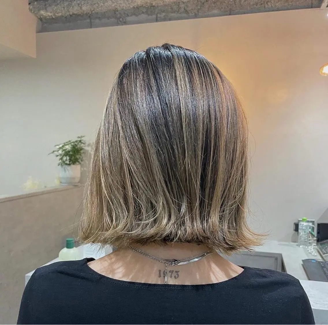 ショート レイヤーカット ヘアカラー トリートメント nene .のヘアスタイル