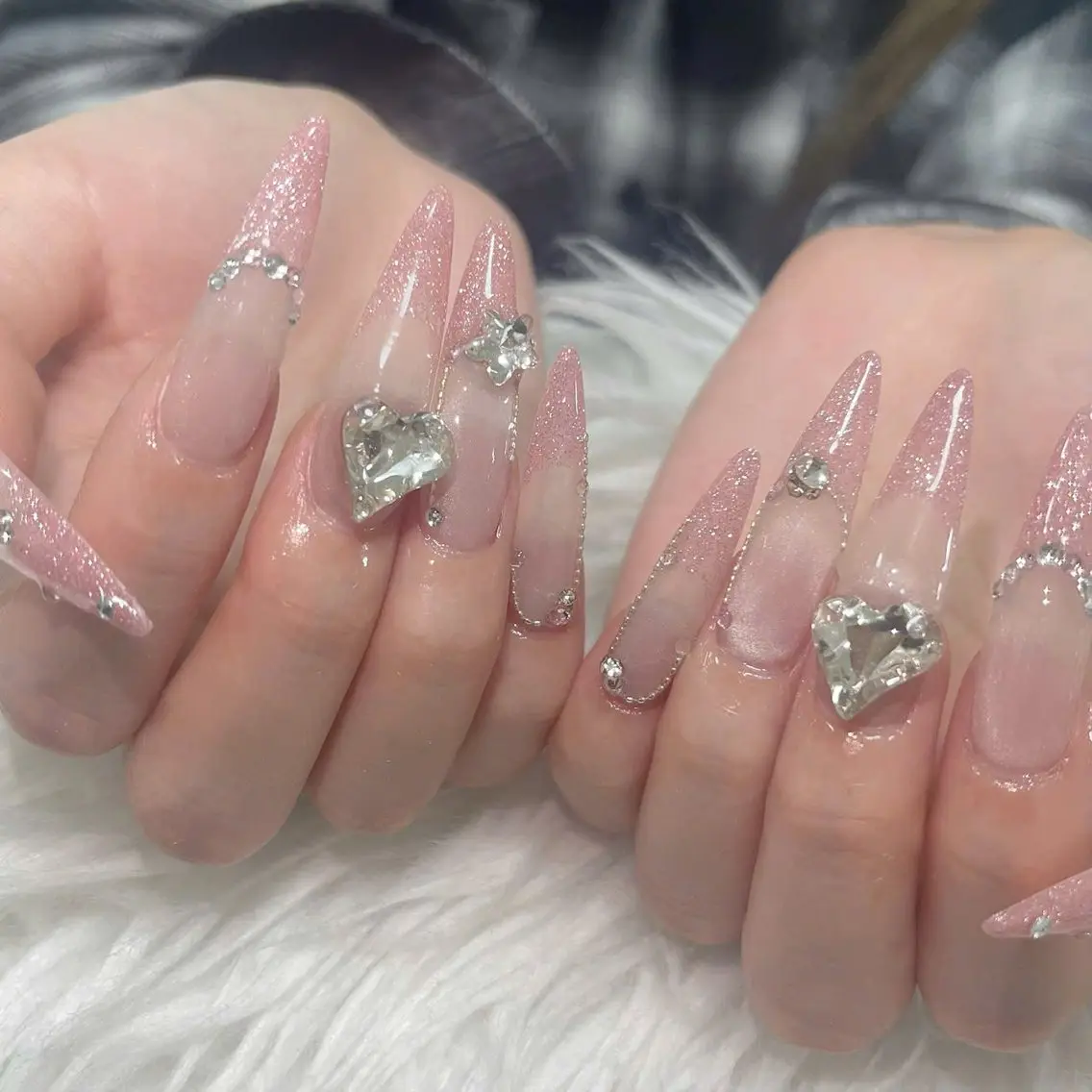 ネイル ハンドネイル moon nailsのネイルデザイン