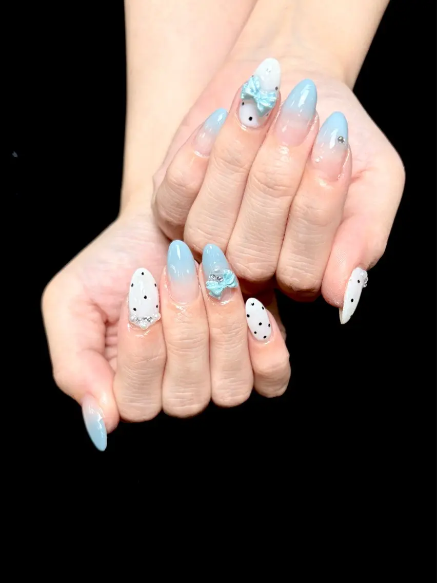 ネイル ハンドネイル ハンドケア ongles chicのネイルデザイン