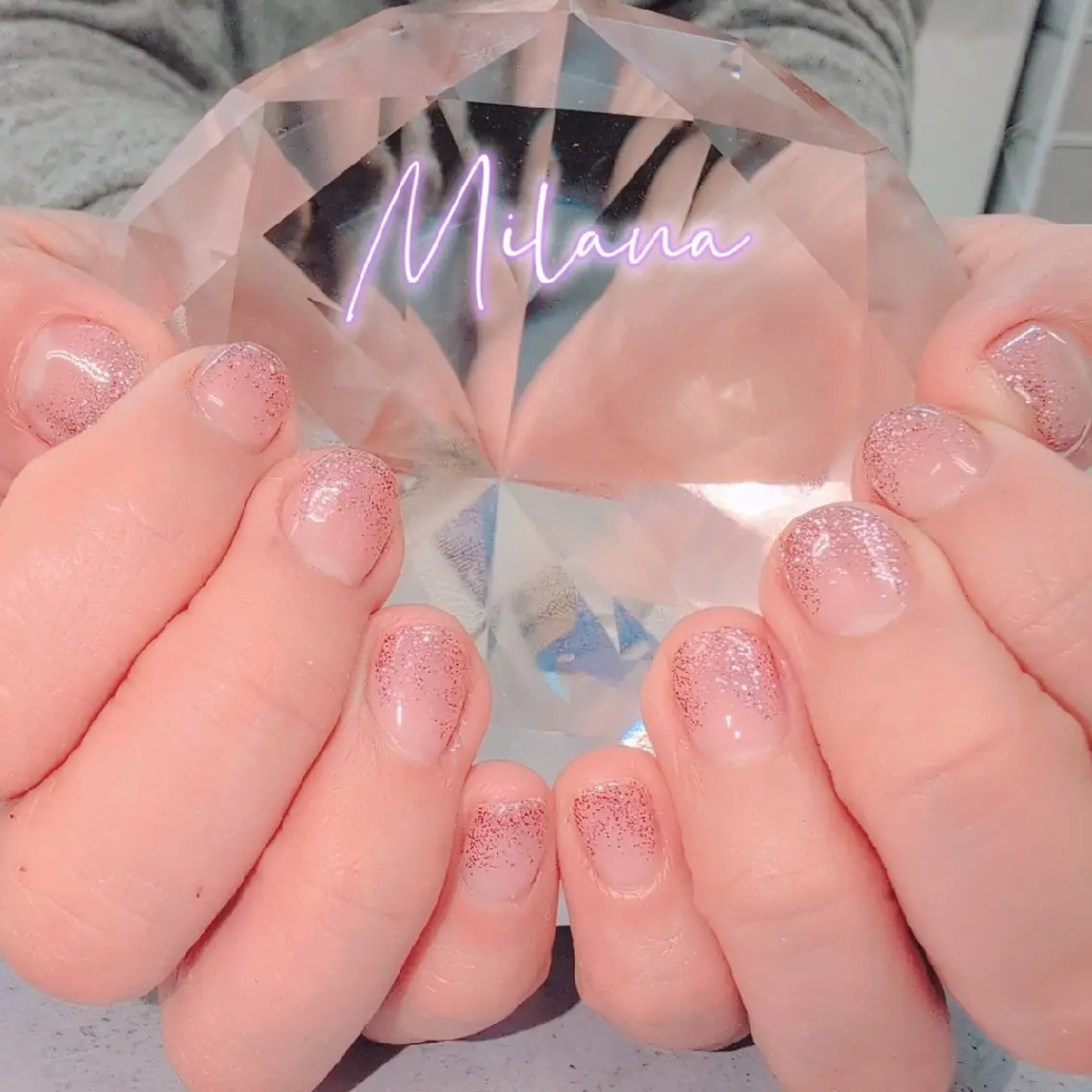 ネイル グラデーション ラメ(グリッター) ラメグラデーション ハンドネイル Milana 川瀬のネイルデザイン