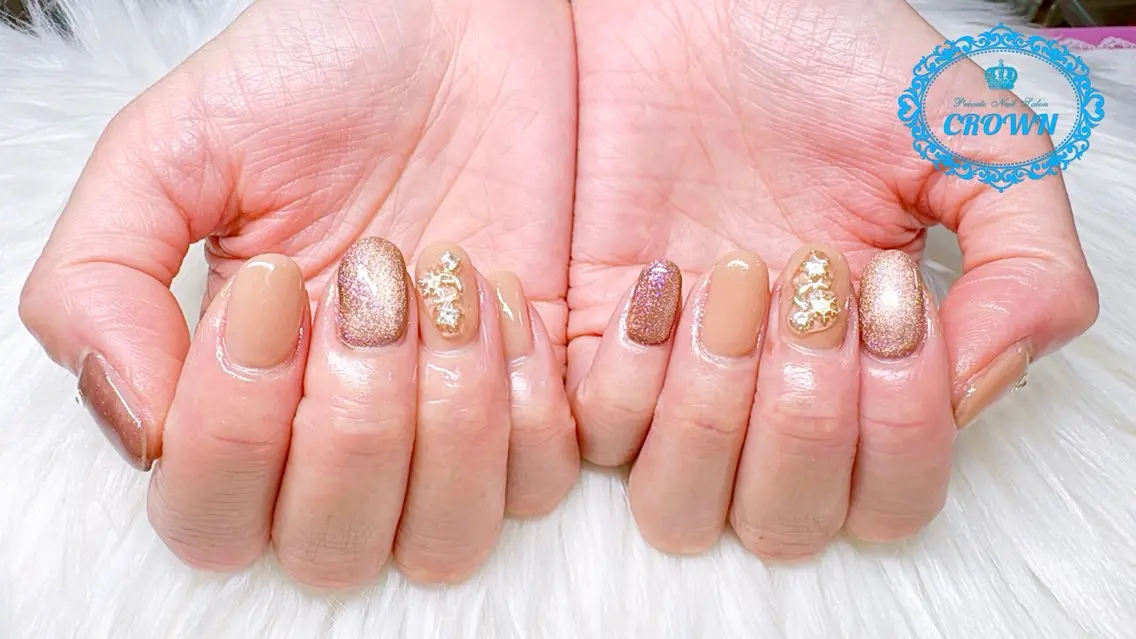 ネイル CROWN プライベートサロンのネイルデザイン