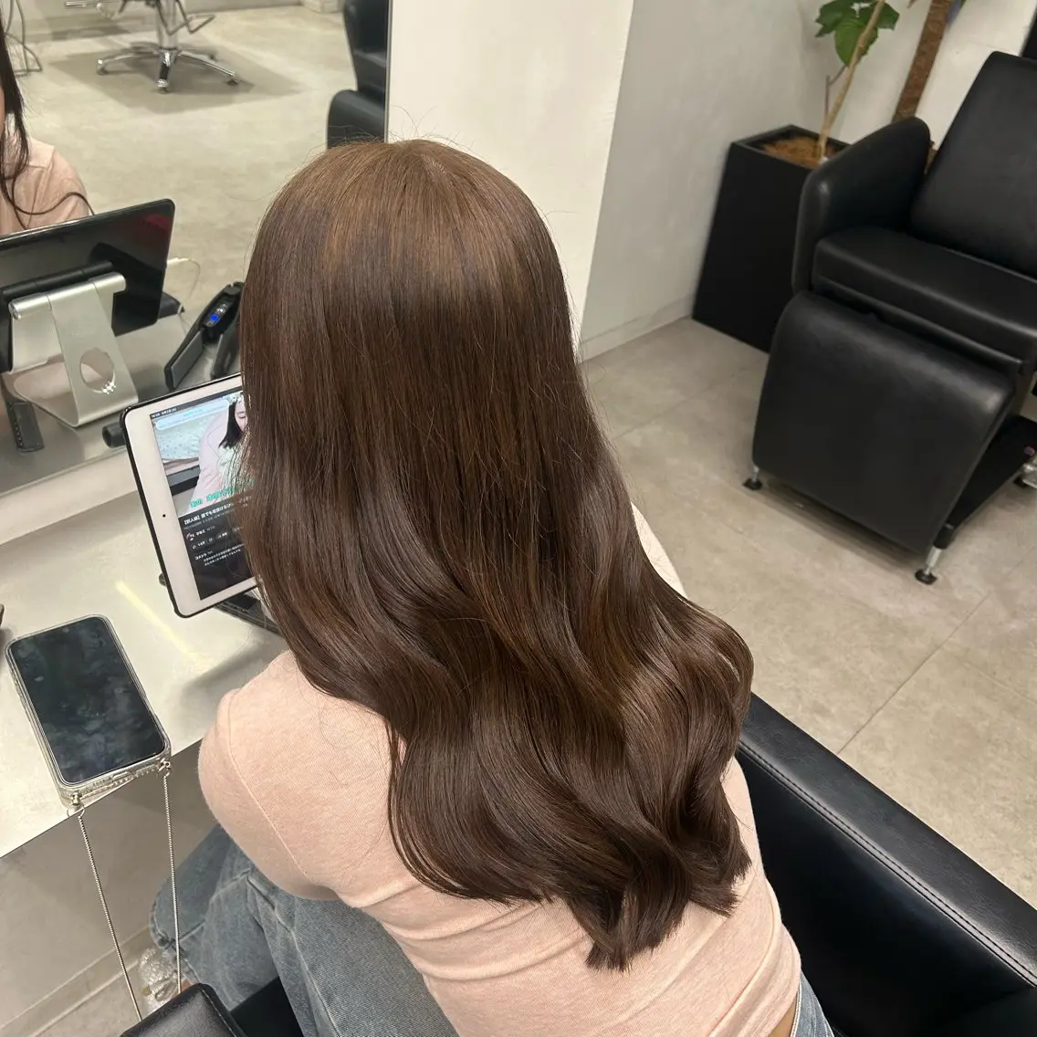 ロング ヘアカラー AKANE✩.*˚ Kroのヘアスタイル