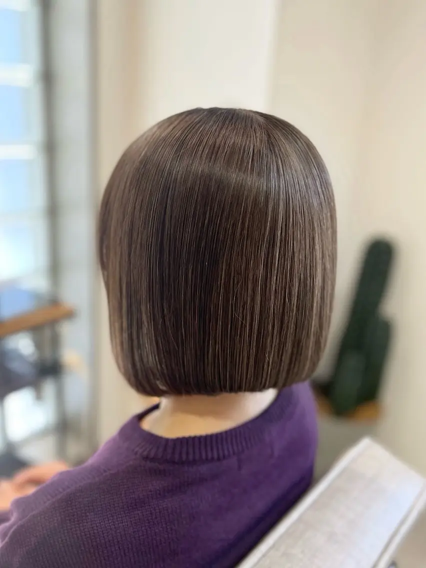 カラー グレイカラー🩶 藤田彩花のヘアスタイル