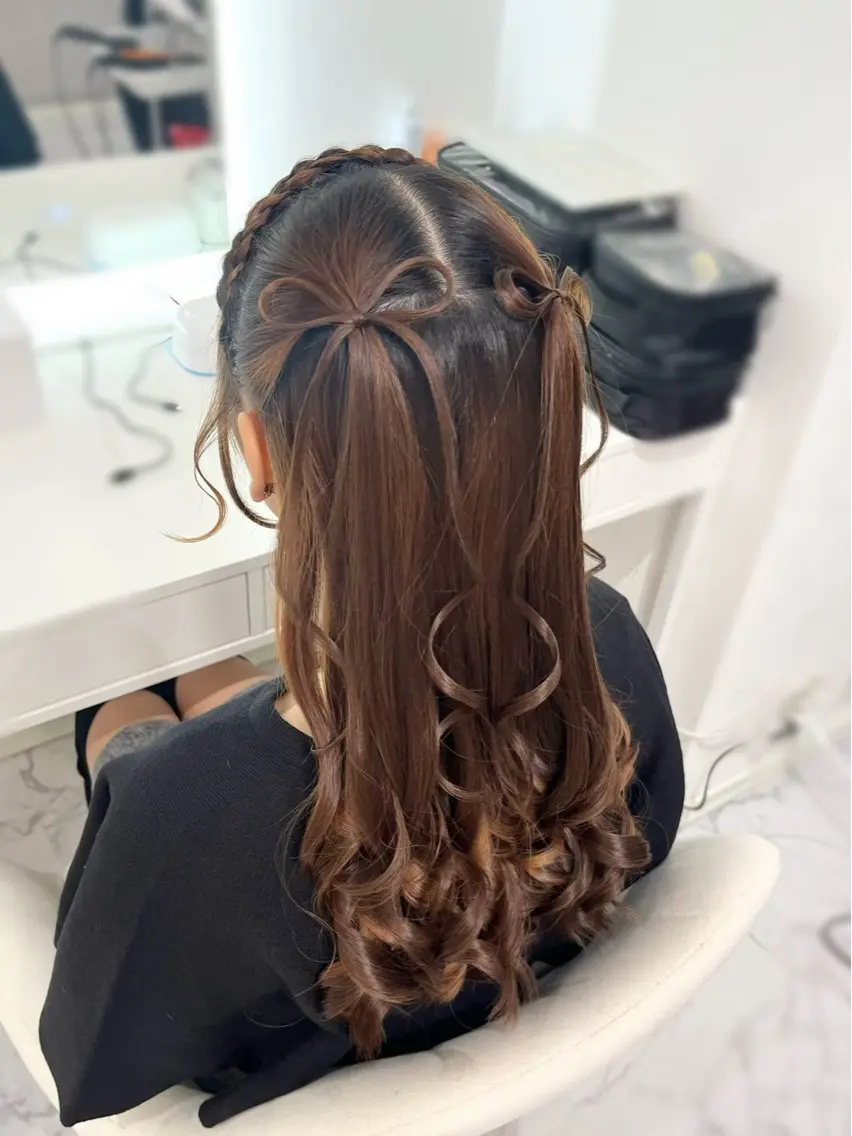 ロング ヘアアレンジ ヘアセット専門店 Rのヘアスタイル