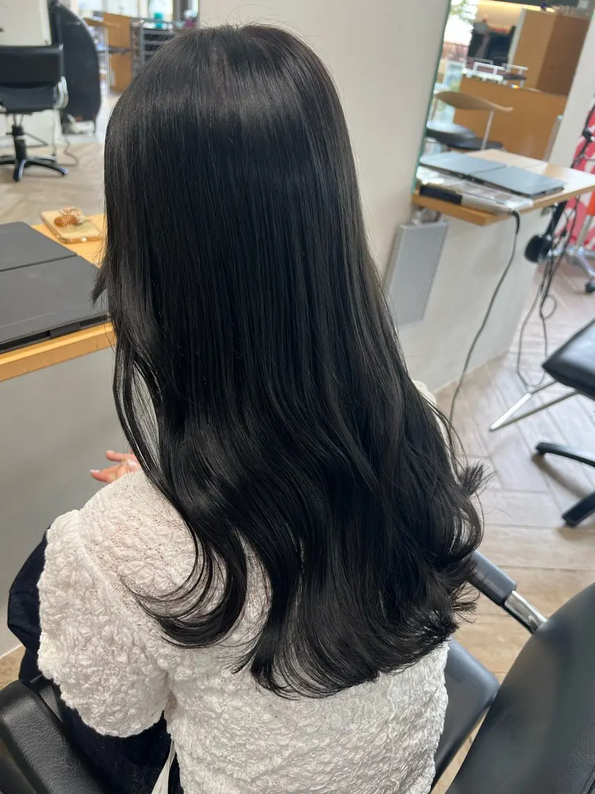 ロング カラー カット ヘアカラー トリートメント ベージュ/髪質改善 新潟/万代/井上佑のヘアスタイル