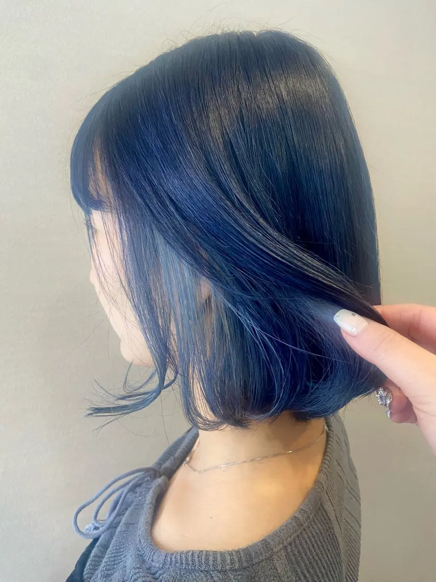 ショート ヘアカラー 都甲 純花のヘアスタイル