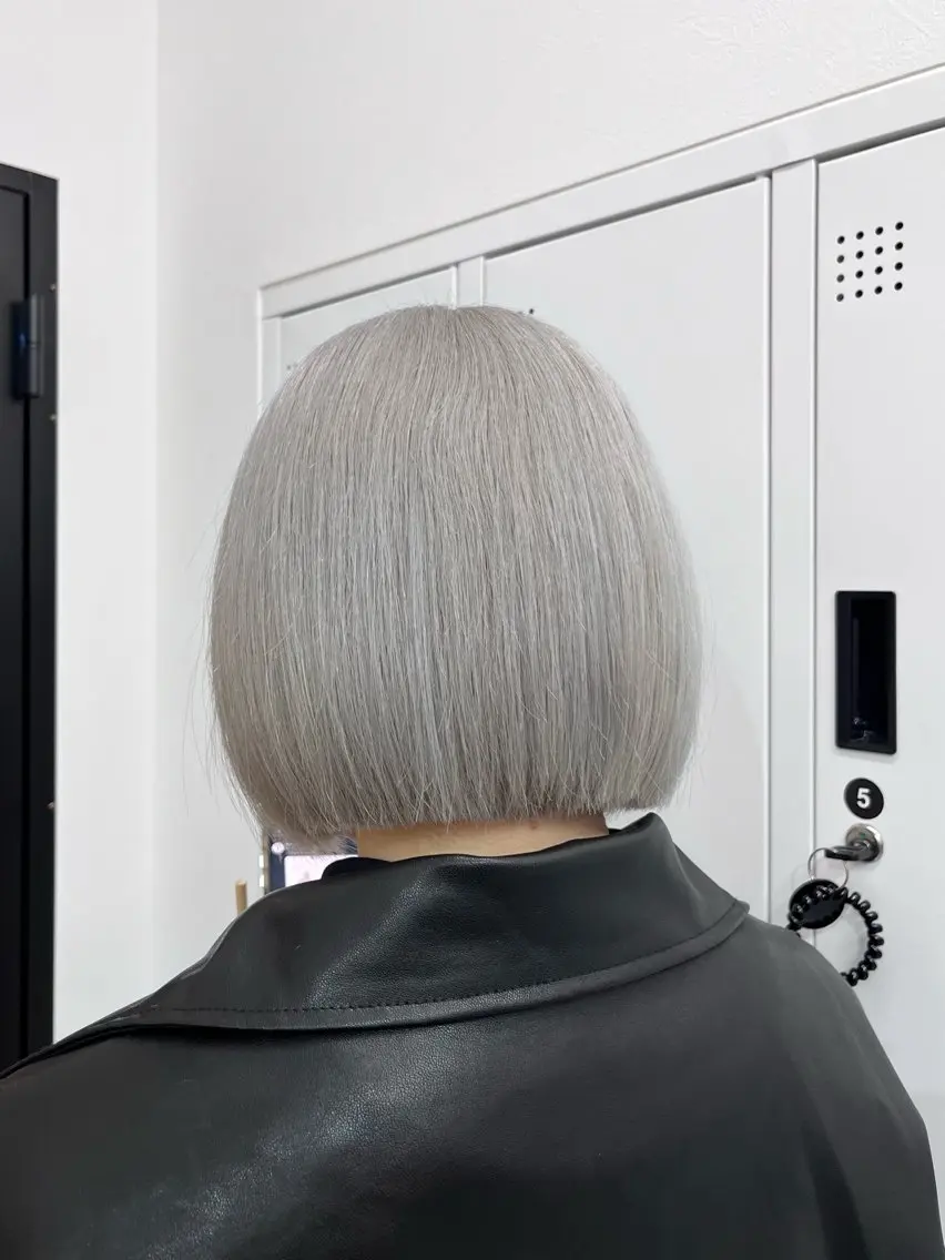 ショート カラー ヘアアレンジ 𝐠𝐢𝐫𝐥𝐲 𝐦𝐨𝐝𝐞🖤のヘアスタイル