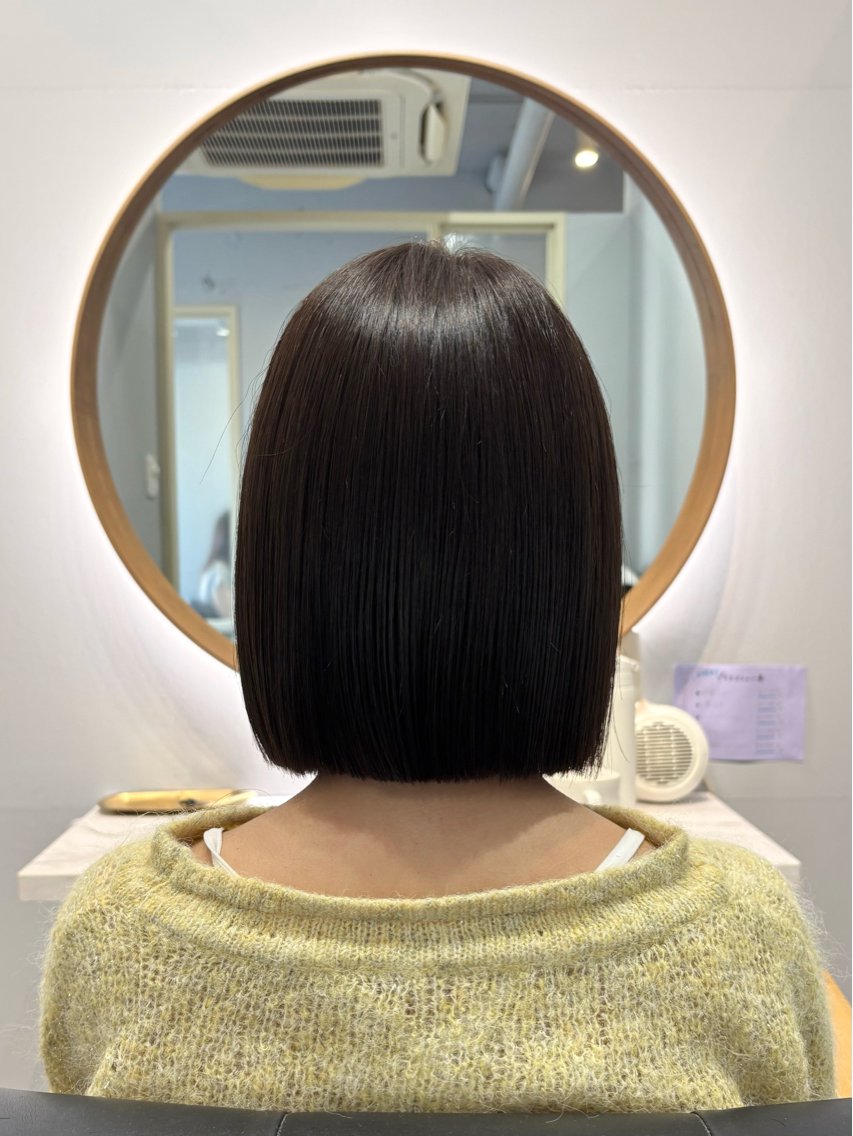 ミディアム カット ヘアカラー トリートメント 山本 茉琳のヘアスタイル