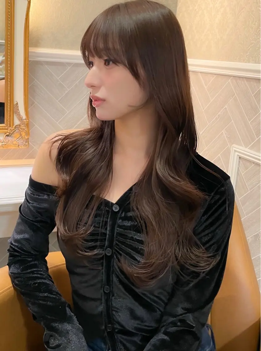 ロング 髪質改善 韓国風ヘア レイヤーカット ロング 縮毛矯正 カット ヘアカラー トリートメント 美髪縮毛矯正🩶 髪質改善/Shinaのヘアスタイル