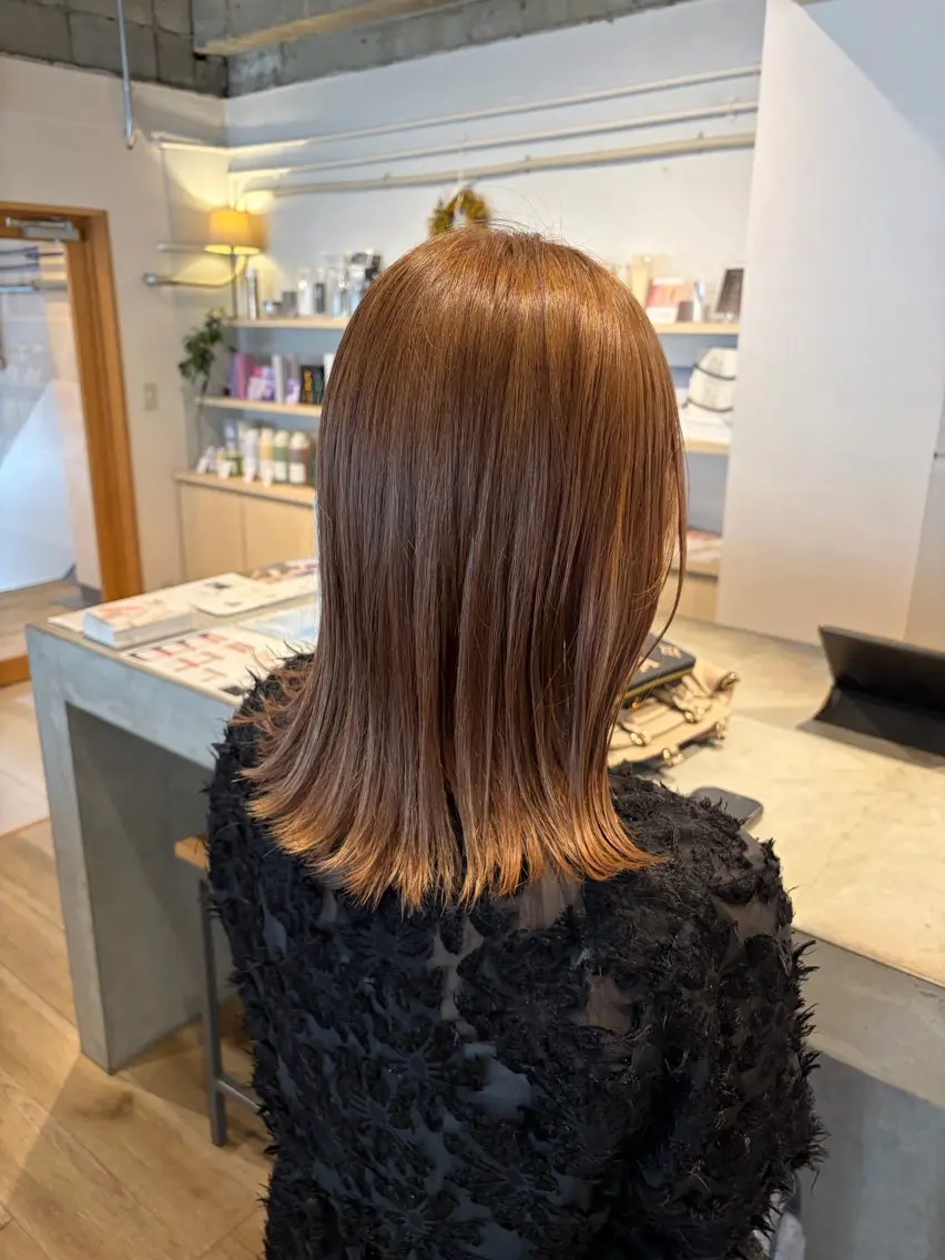 ミディアム カラー ヘアカラー aina ⠀ ⠀ ⠀のヘアスタイル