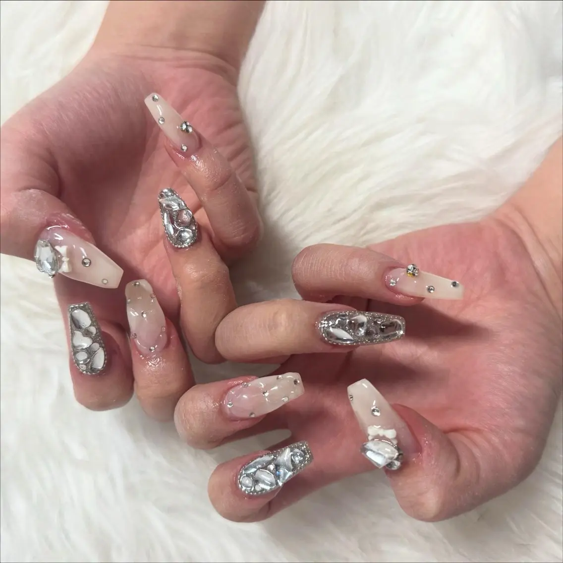 ロング ハンドネイル mao .のネイルデザイン