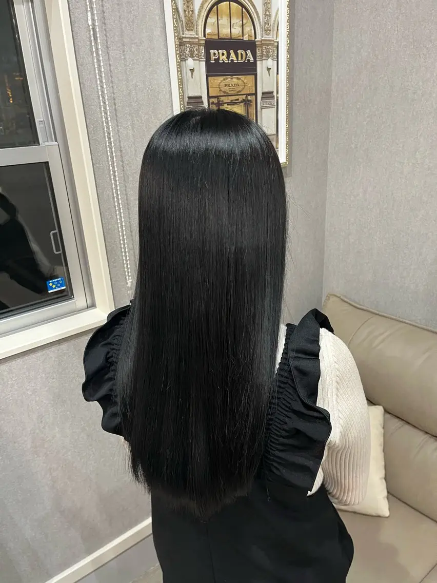 ロング ヘアカラー 本間 龍翔のヘアスタイル