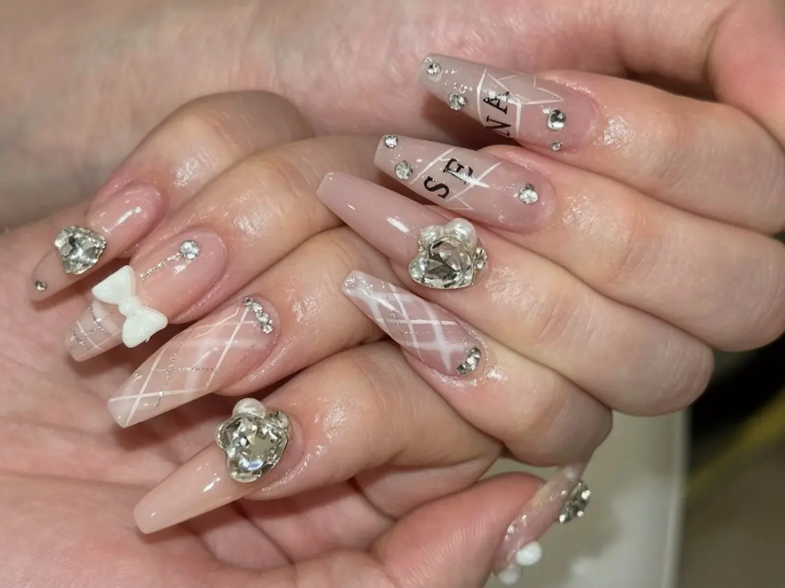 ネイル BA_PIU NAILのネイルデザイン