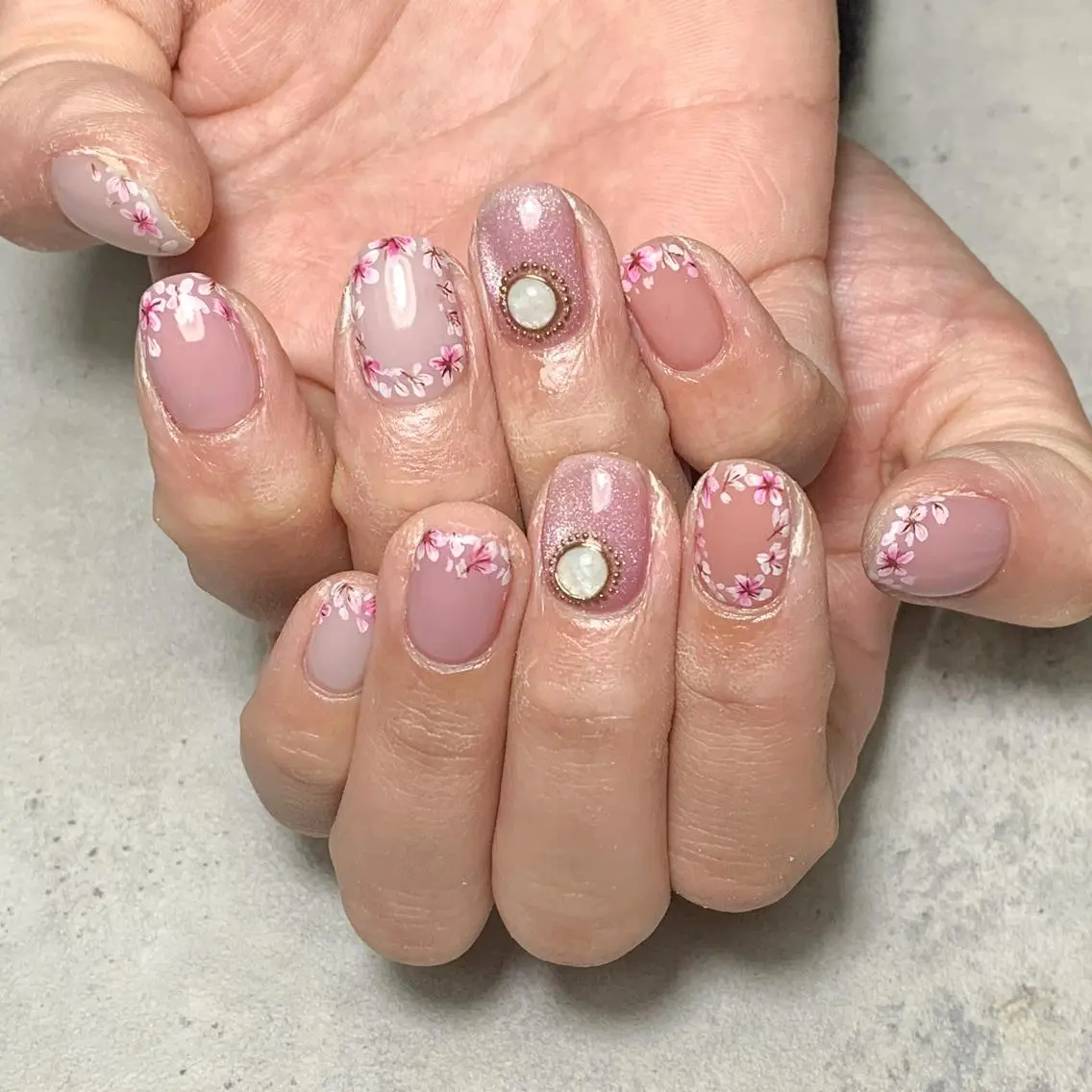 ネイル ハンドネイル FIORITURA aiのネイルデザイン