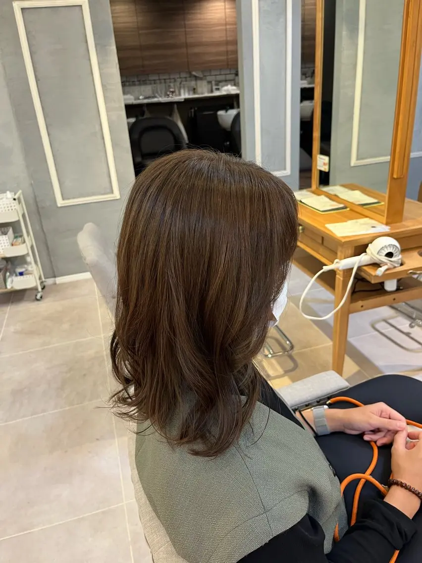 ミディアム カラー ハイライトカラー ハイライト 倉垣 唯のヘアスタイル