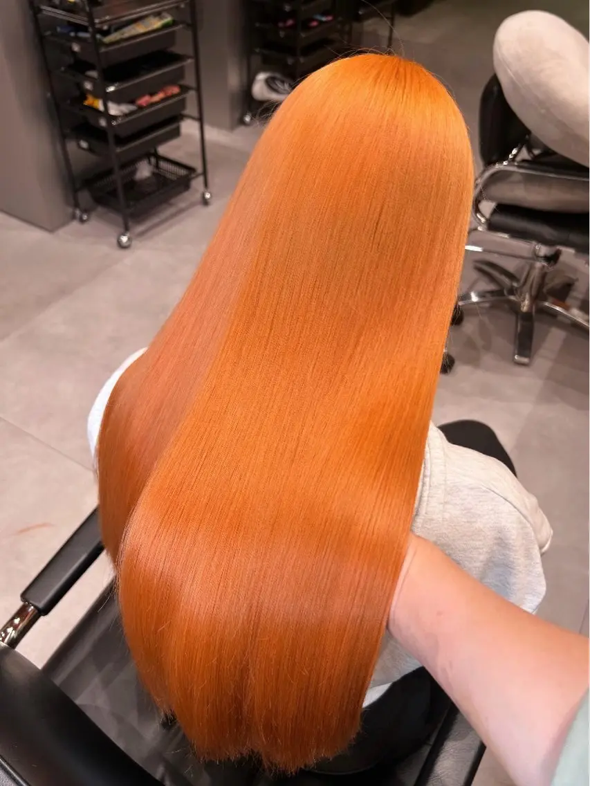 ロング カラー オレンジ ヘアカラー トリートメント 💗爆美女製造機💗 ハイトーン-髪質改善のヘアスタイル