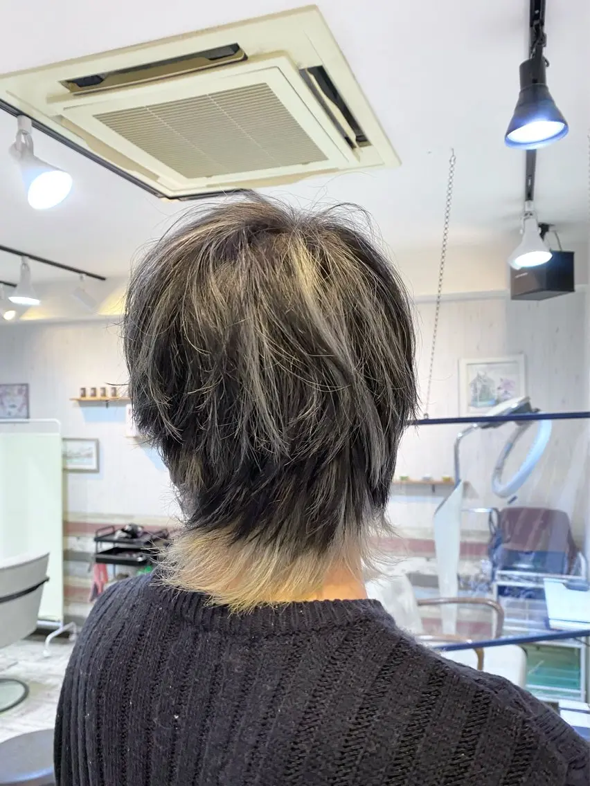 ショート カラー メンズ メンズハイライト メンズウルフカット ハイライトカラー ハイライト ウルフカット 6月NEWopen/ MINAMI🩶のヘアスタイル