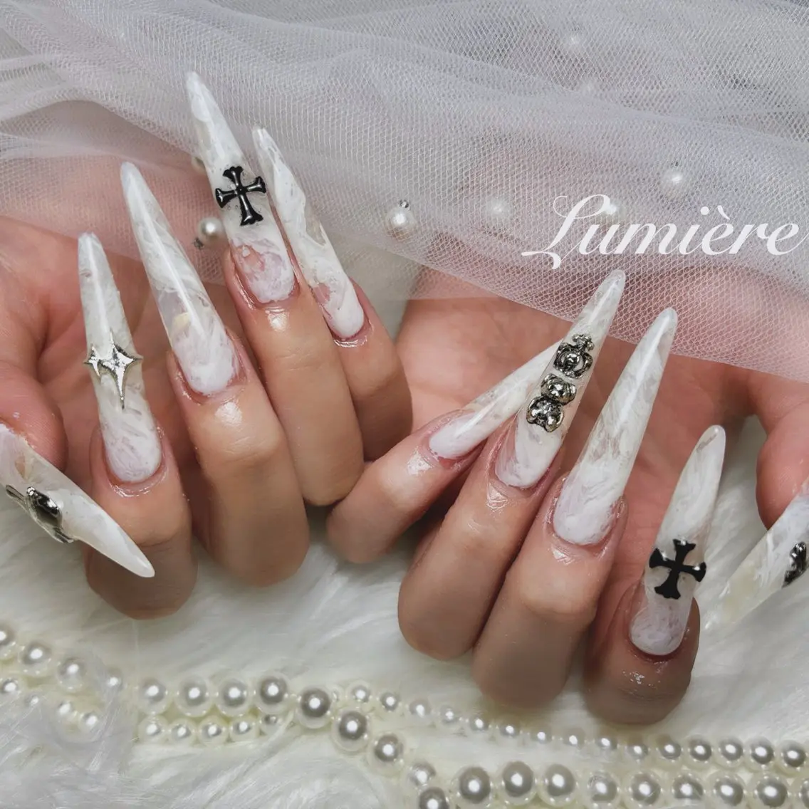 ネイル ロングネイル スーパーロングネイル ハンドネイル Lumière｜ ロング｜ワンホンのネイルデザイン