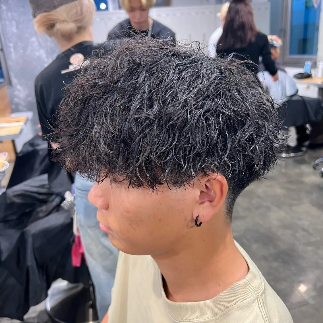 ショート カラー パーマ ヘアアレンジ メンズ キッズ アップバング センターパート メンズハイライト マッシュ メンズパーマ 🔷横浜1のパーマ 職人🔷将太郎のヘアスタイル