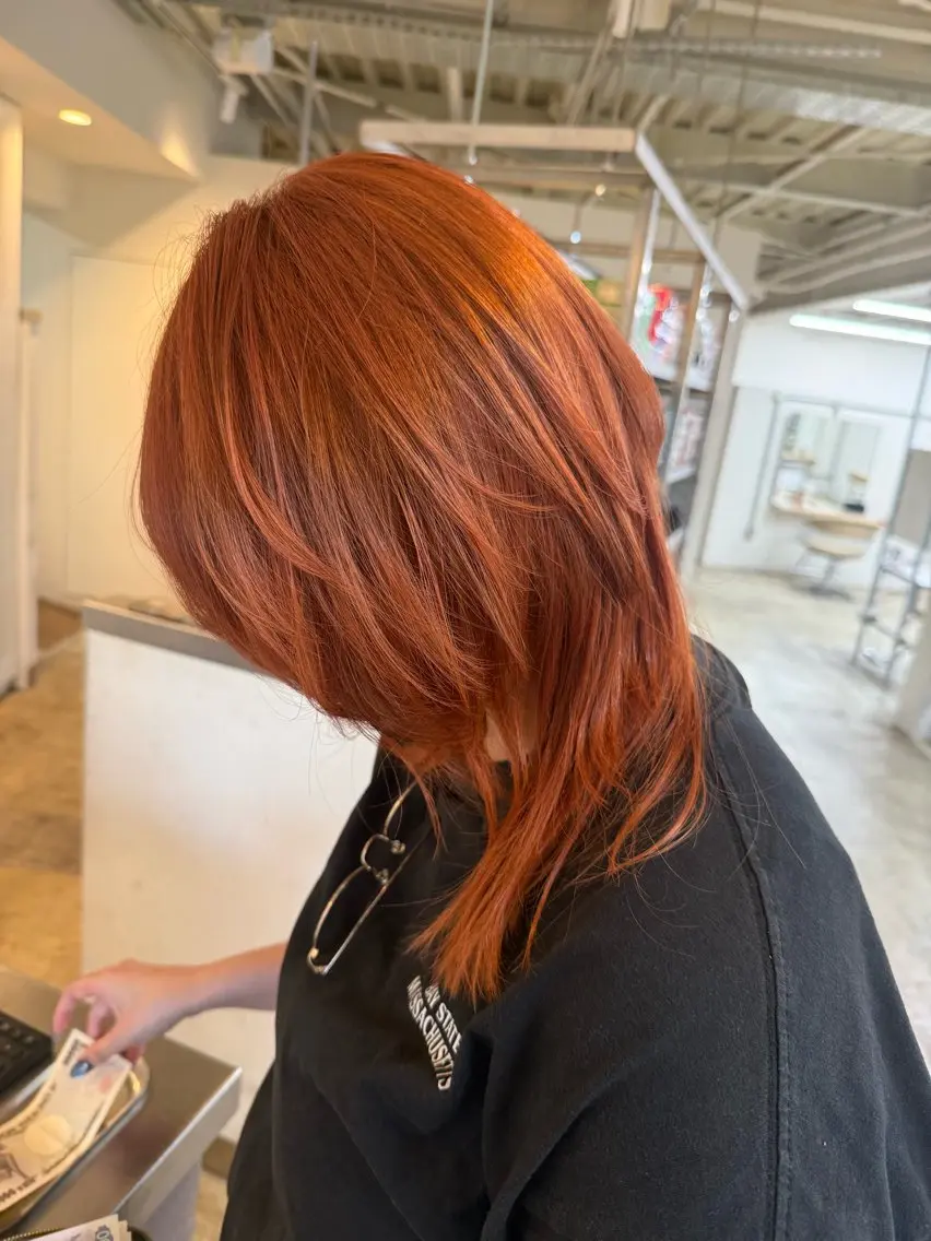 ミディアム ヘアカラー ERI. fandのヘアスタイル