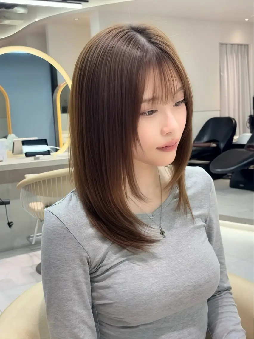 ミディアム カット 縮毛矯正 トリートメント 福岡縮毛矯正✨️ ストレート 向井和輝のヘアスタイル