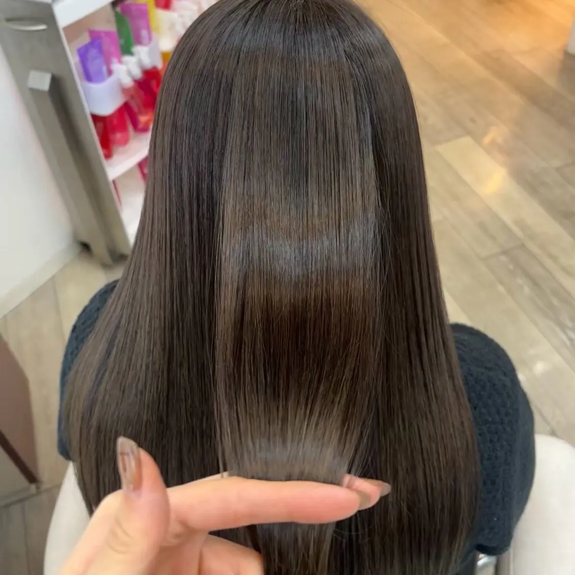 ロング カット トリートメント くびれカット🎀 clesc'宮島梨央のヘアスタイル