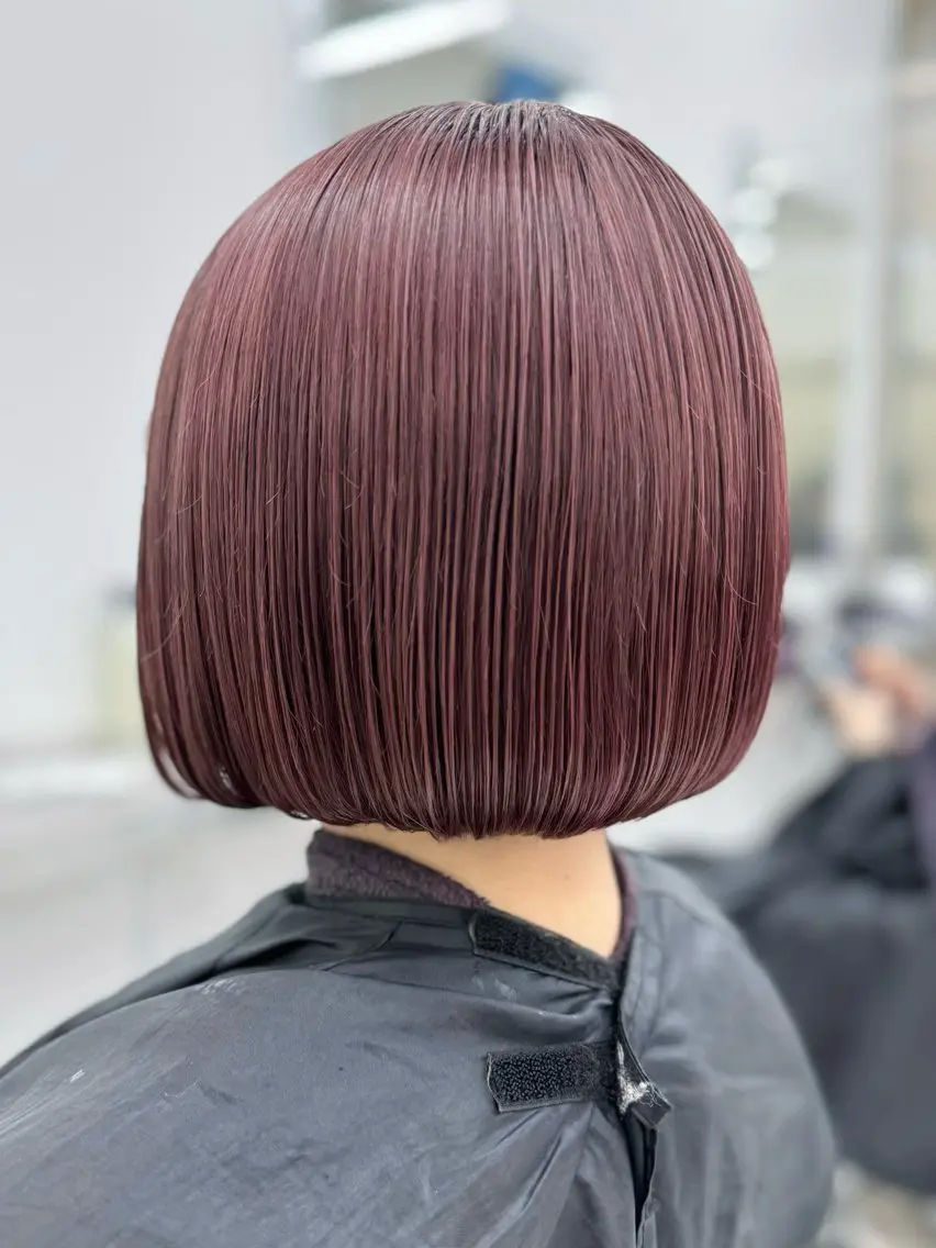 ショート カラー ヘアアレンジ 縮毛矯正🤍 ボブ/ HIKARIのヘアスタイル