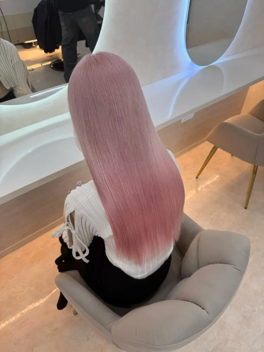 ロング カラー ピンクカラー ヘアカラー トリートメント ヘアセット 小川 新大のヘアスタイル