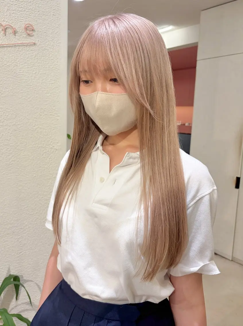 【🎀ブリーチをご希望の方はこちら🎀】ダブルカラー+前髪カット(顔まわり・おくれ毛を含みません)+高濃度トリートメントの写真
