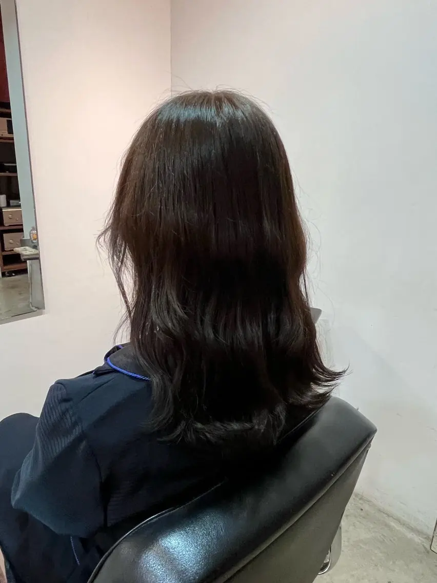 セミロング おおた あいこのヘアスタイル