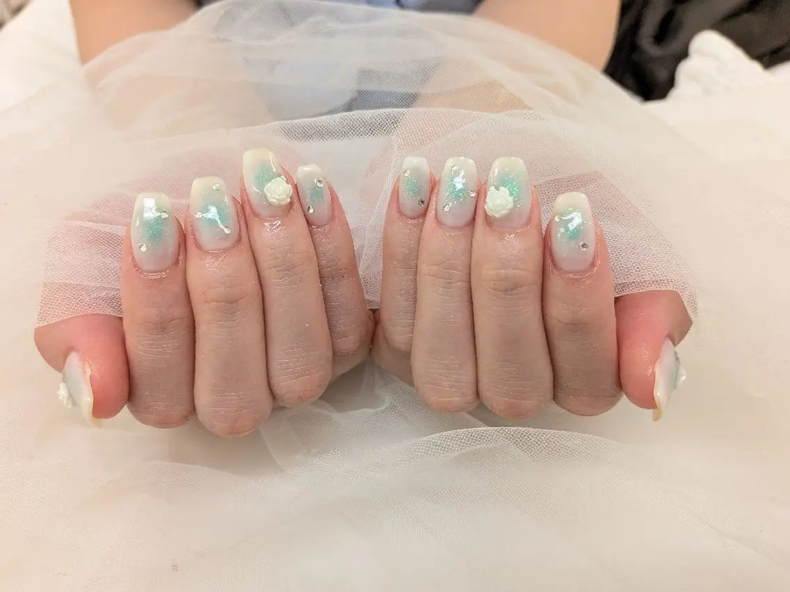 ネイル ハンドネイル 古屋 郁菜のネイルデザイン